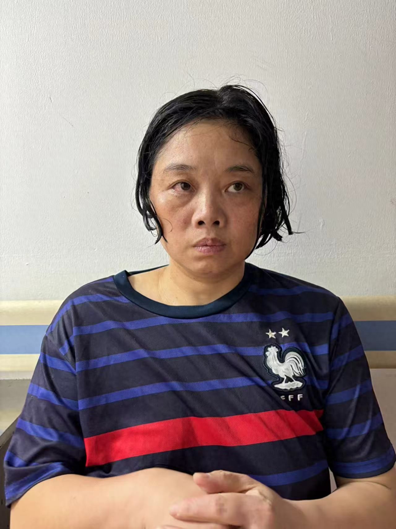 走失者照片 岳阳市寻亲：青年女子被救助，高1米...