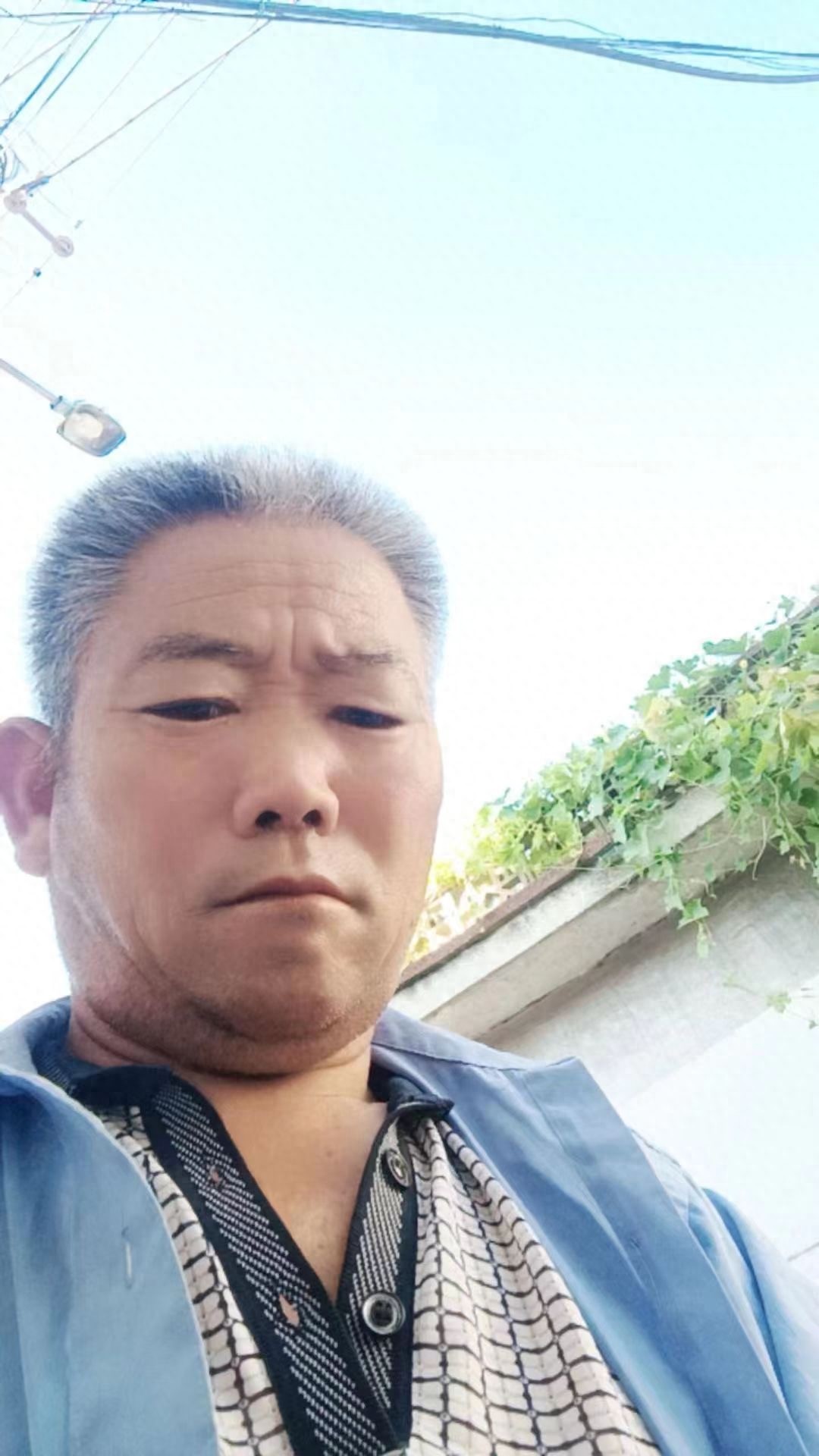 走失者照片 泰安市新泰市寻人：六旬老人走失，患...