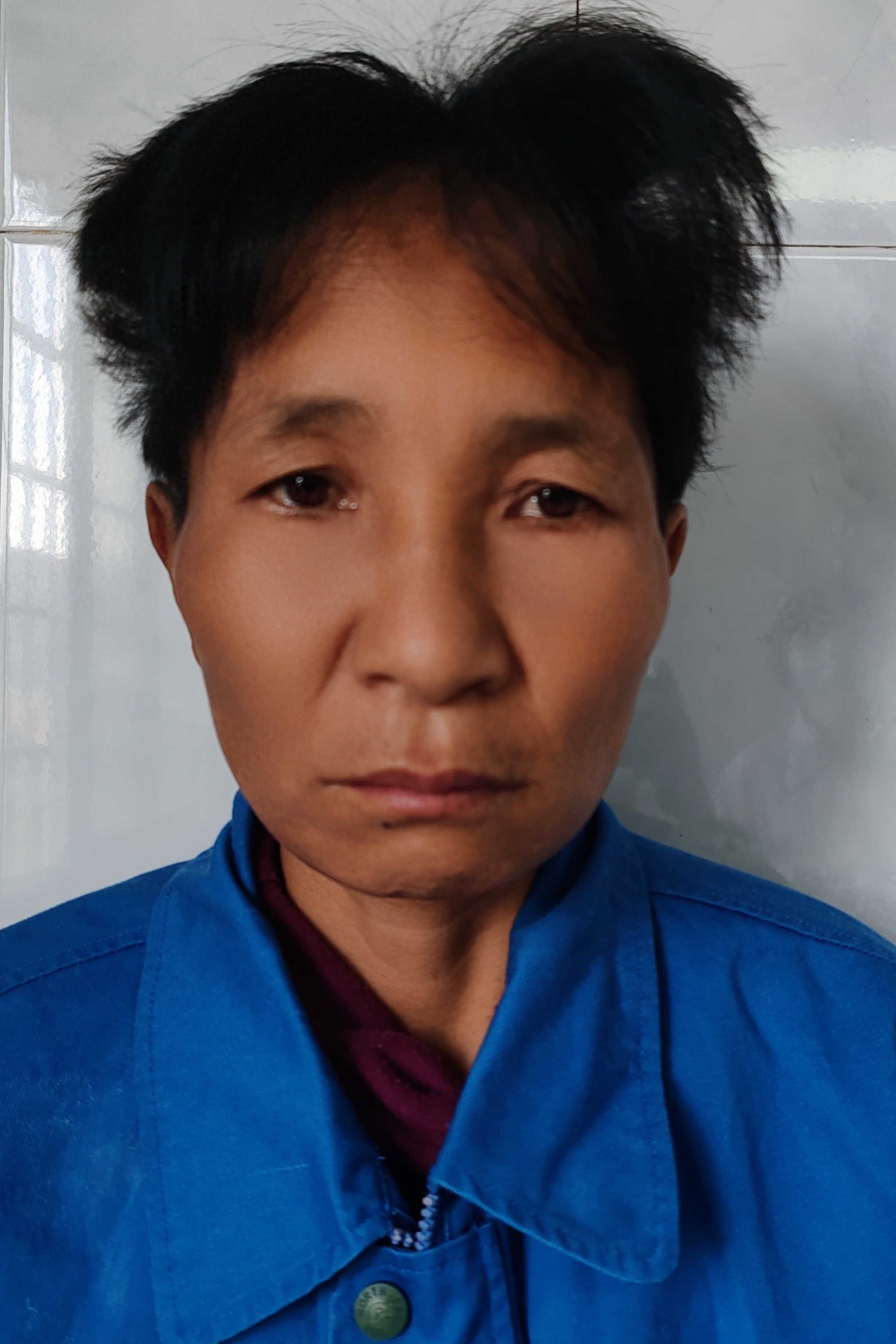 走失者照片 梧州市寻亲：五旬女子被救助，穿运动...
