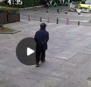 走失者照片 安顺市寻人：八旬老人走失，戴帽子，...