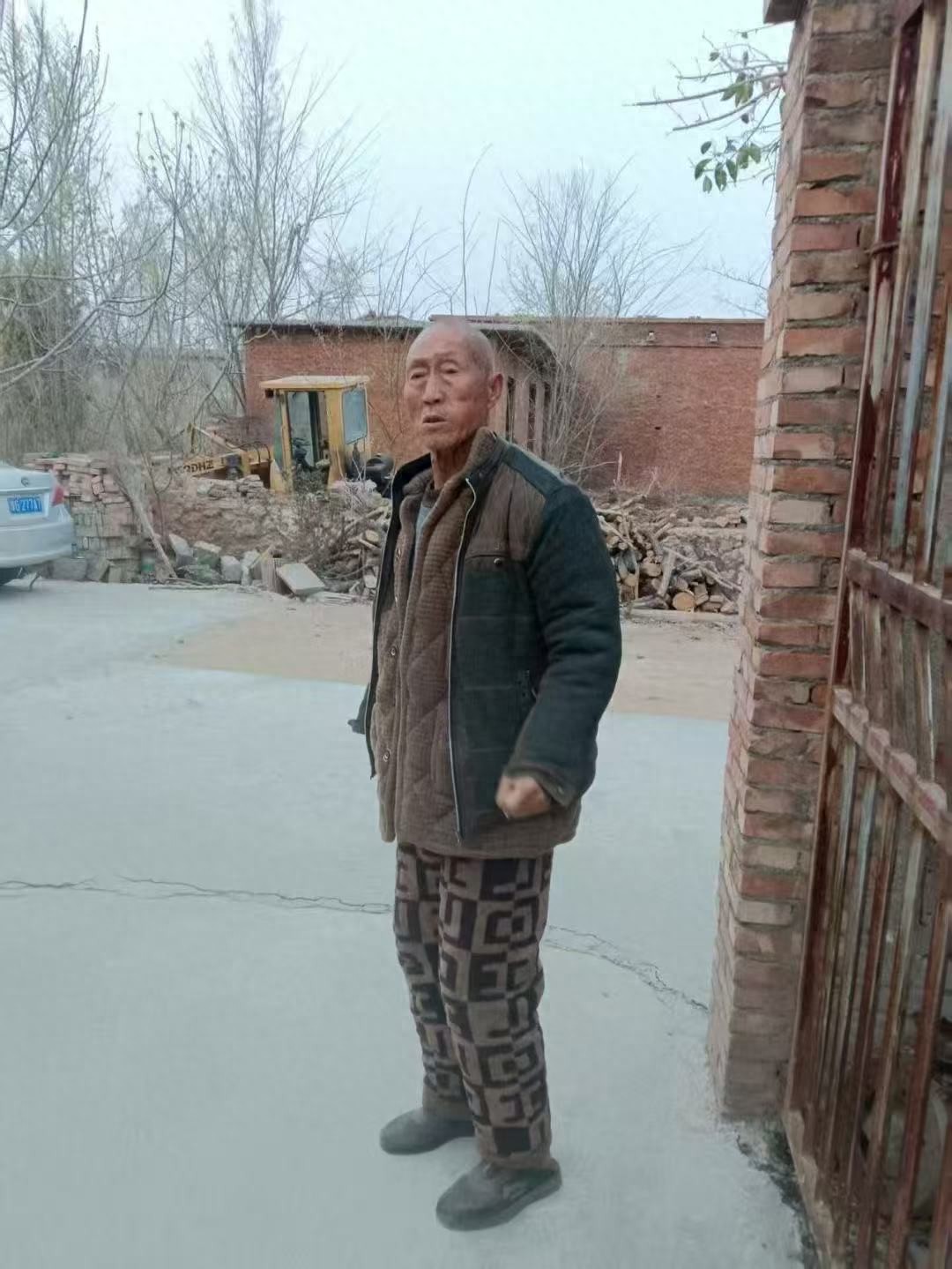 走失者照片 新乡市卫辉市寻人：七旬老人走失，患...