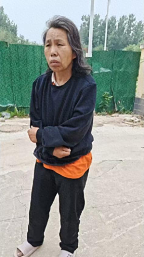 走失者照片 濮阳市寻亲：六旬老太被救助，穿深色...