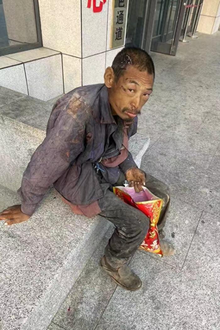 走失者照片 东营市寻亲：中年男子被救助，自述叫...