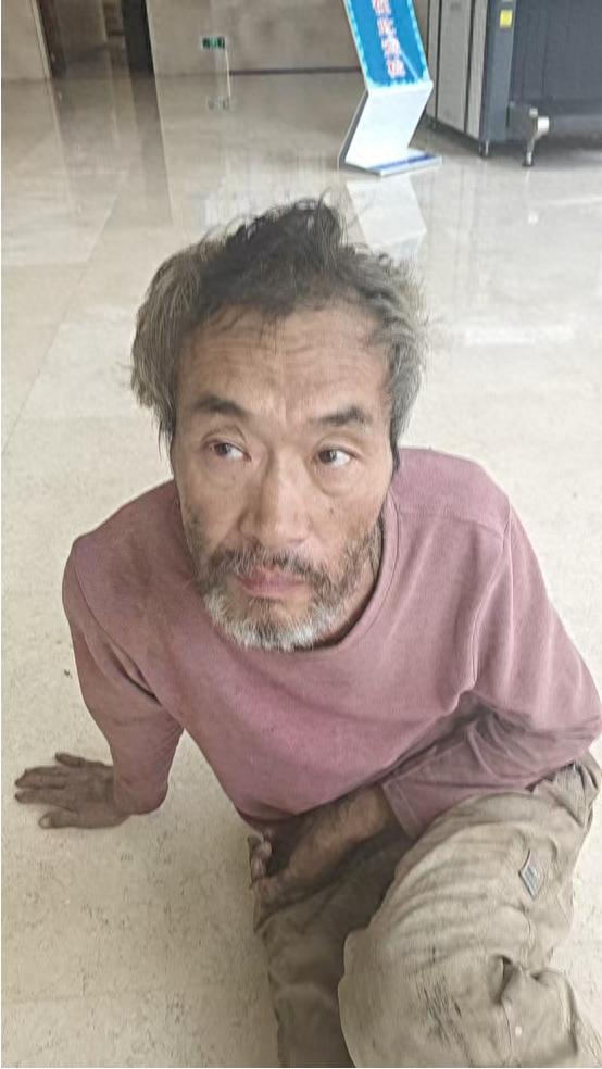 走失者照片 太原市寻亲：五旬男子被救助，疑患智...