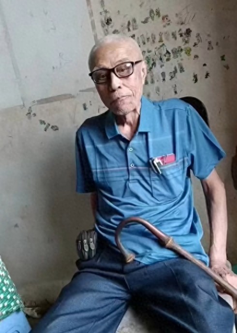 走失者照片 湛江市廉江市寻人：八旬老人走失，拄...