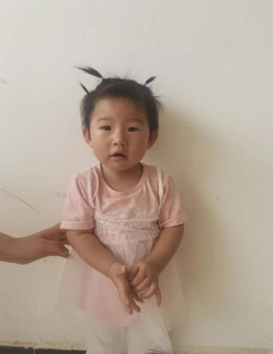 走失者照片 重庆市寻亲：3岁女孩自幼被救助，发...