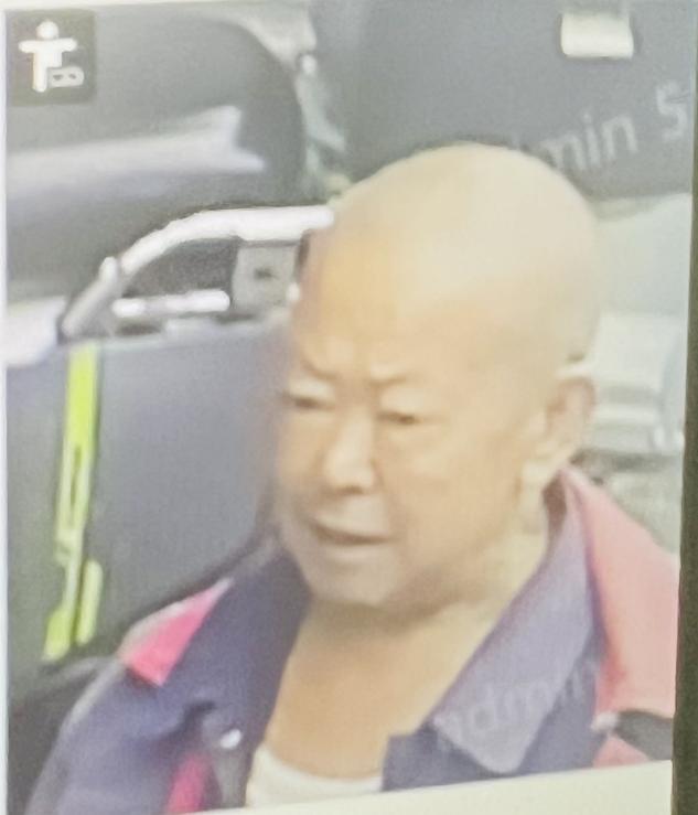 走失者照片 眉山市寻人：七旬老人走失，穿白色短...