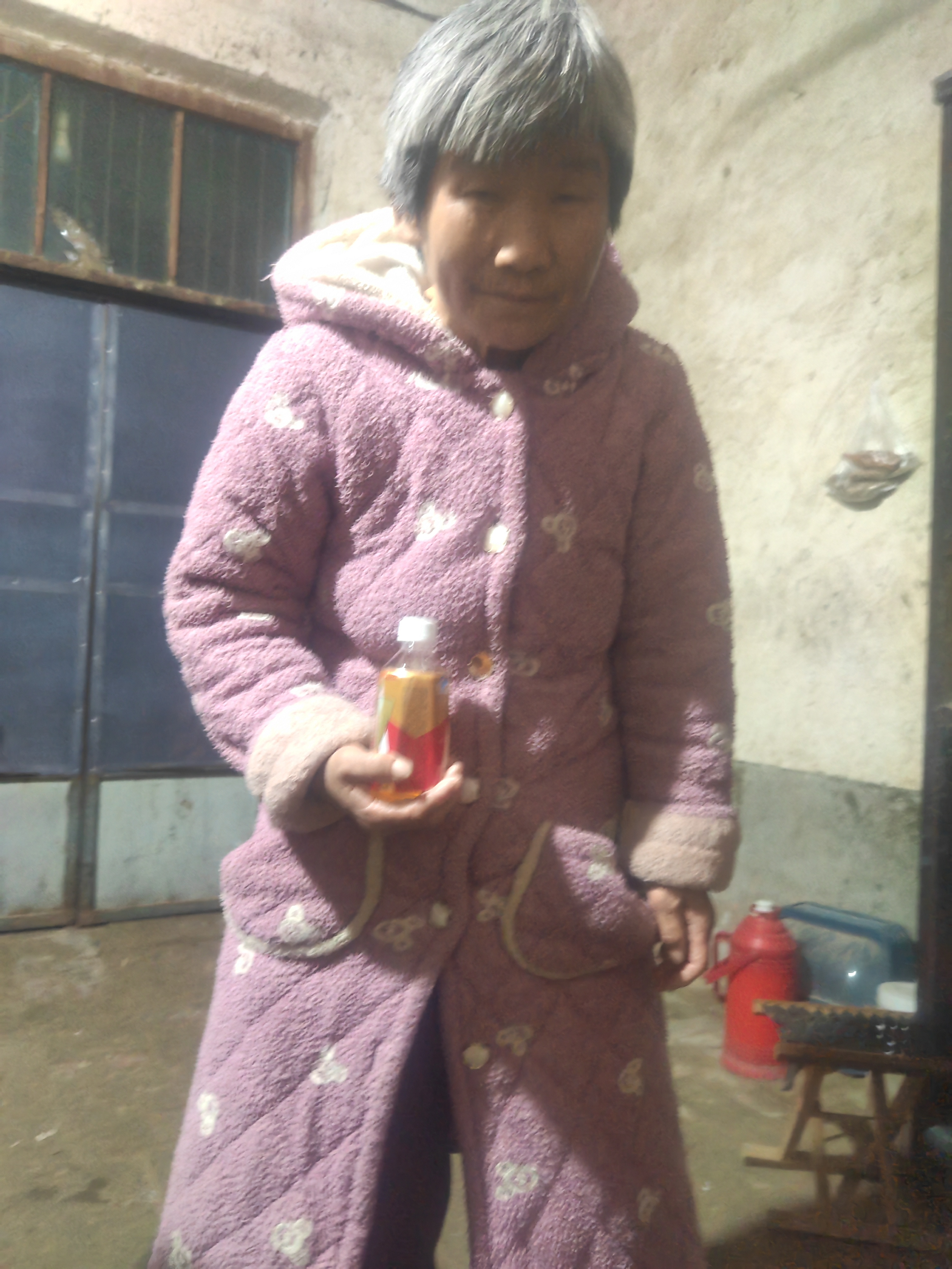 走失者照片 菏泽市寻人：六旬老太走失，患精神障...