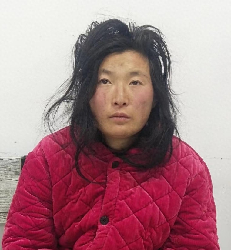 走失者照片 驻马店市寻亲：中年女子被救助，自写...