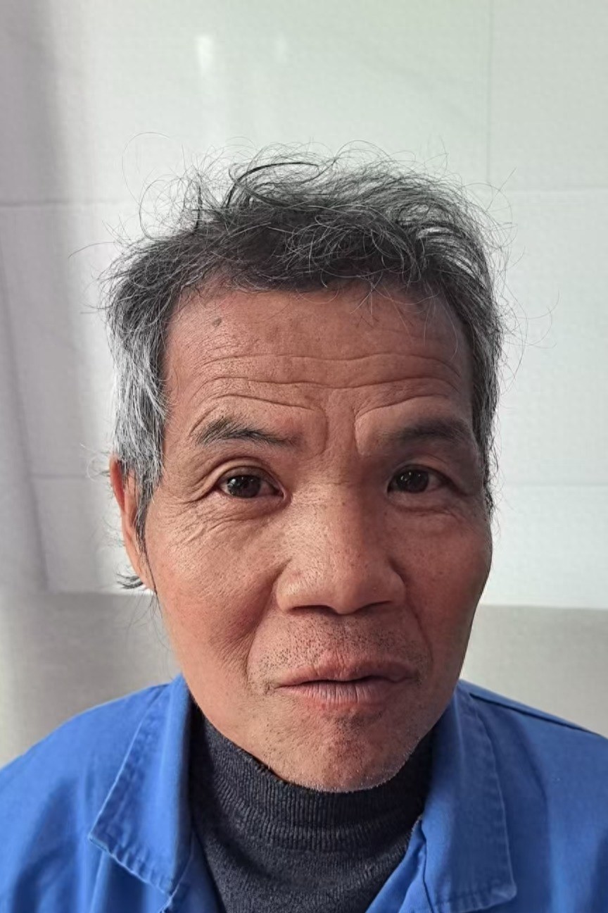 走失者照片 龙岩市寻亲：七旬老人被救助，穿白色...