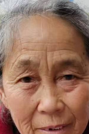 走失者照片 邵阳市寻亲：六旬老太被救助，穿红色...