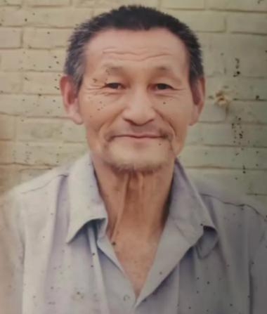 走失者照片 商丘市寻人：八旬老人走失，高约1米...