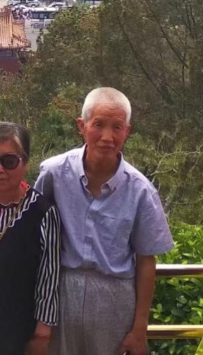 走失者照片 西安市寻人：七旬老人走失，穿黑色皮...
