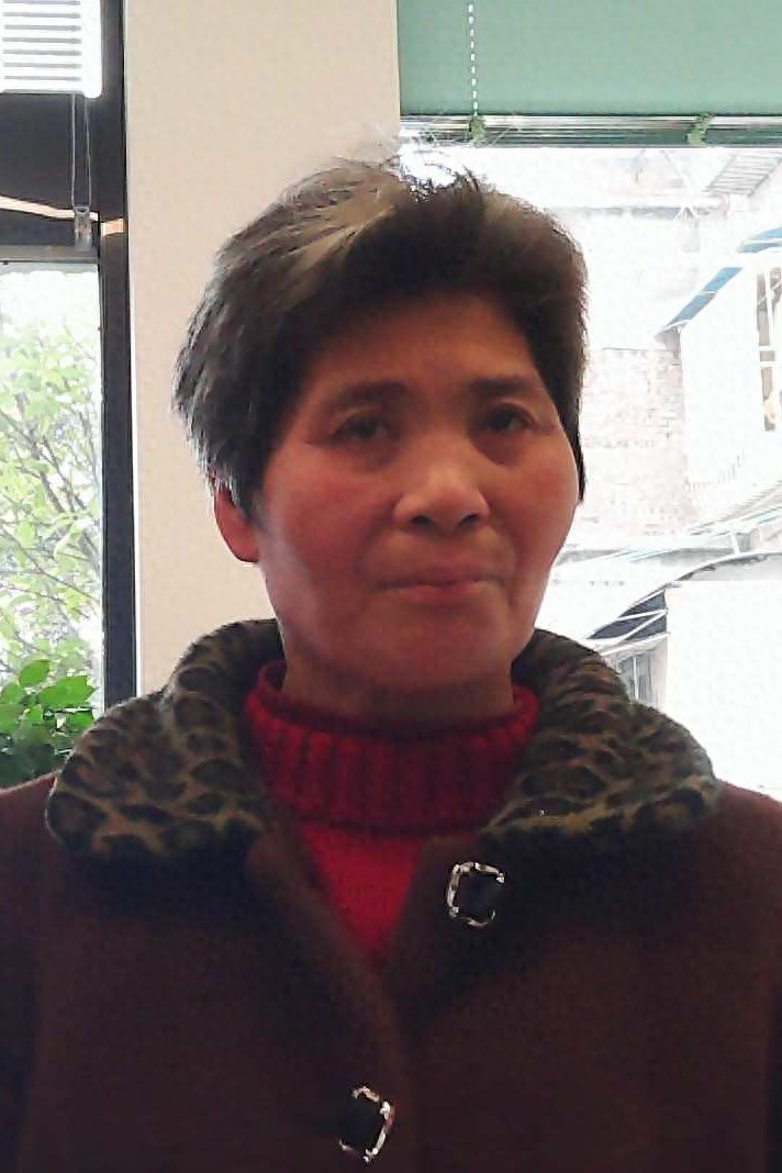 走失者照片 宜宾市寻亲：六旬老太被救助，穿褐色...