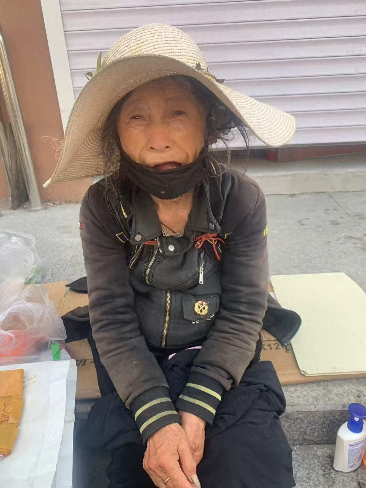 走失者照片 黑河市寻亲：七旬老太被救助，名叫郝...