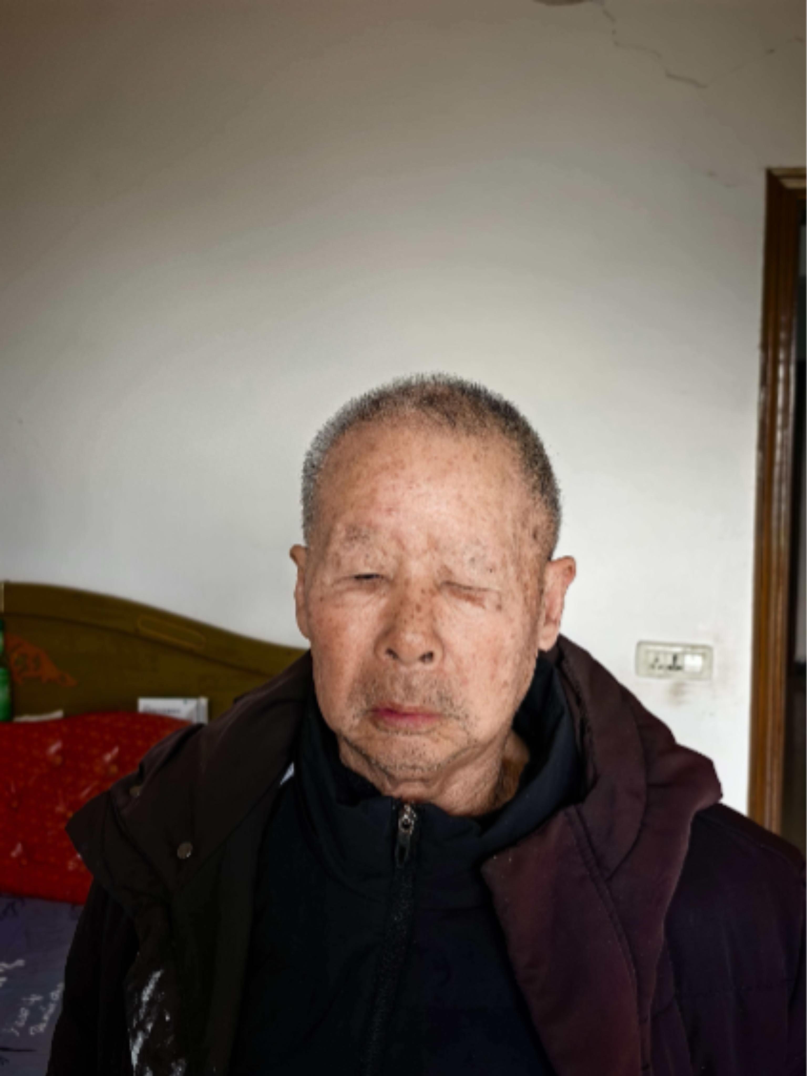 走失者照片 荆州市监利市寻人：八旬老人走失，穿...