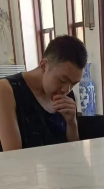 走失者照片 烟台市龙口市寻人：青年男子走失，患...