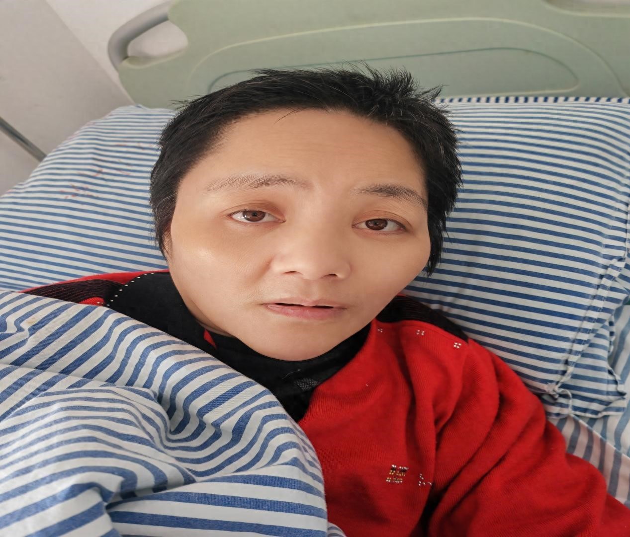 走失者照片 韶关市寻亲：中年女子被救助，高1米...