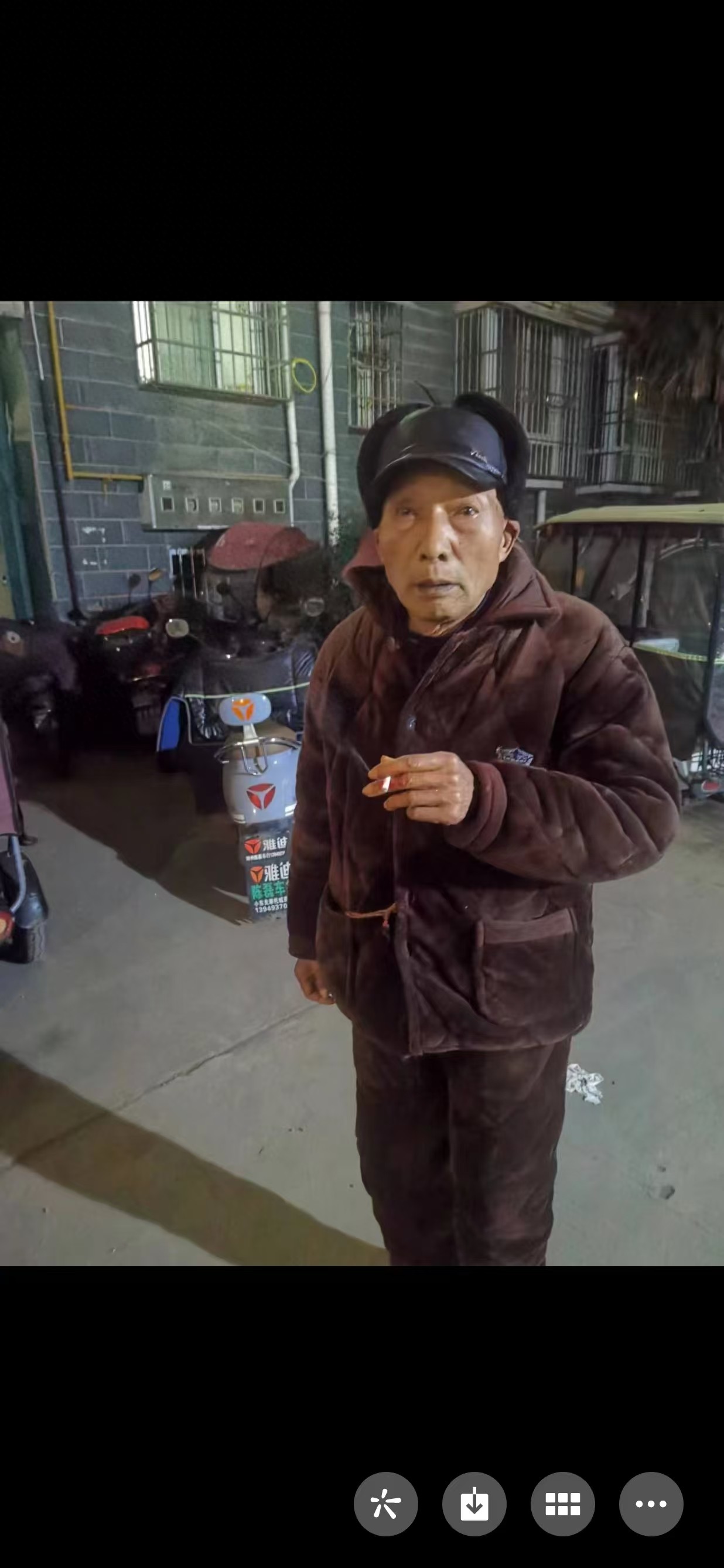 走失者照片 南阳市邓州市寻人：八旬老人走失，穿...