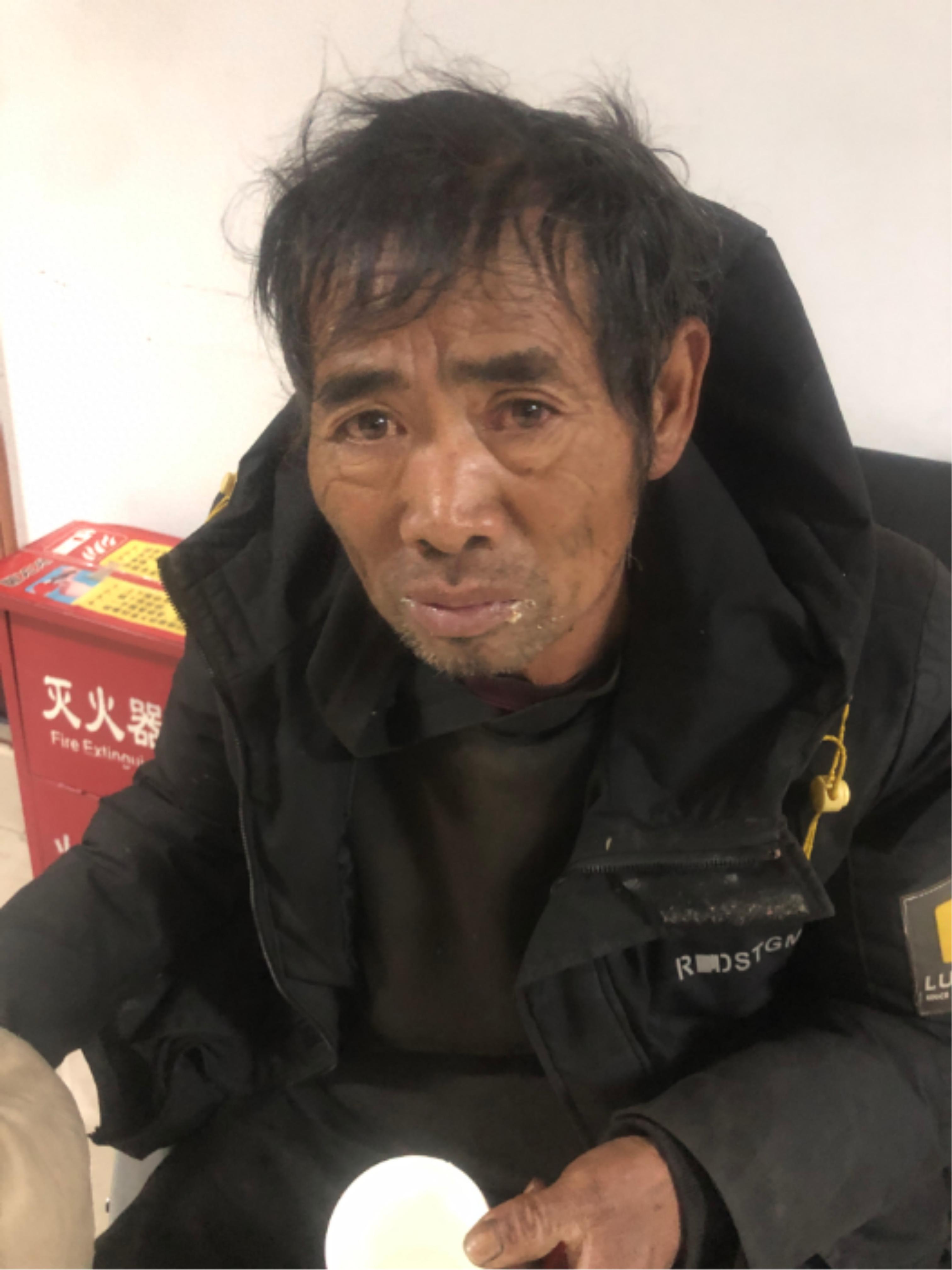 走失者照片 阿克苏寻亲：六旬老人被救助，自述叫...