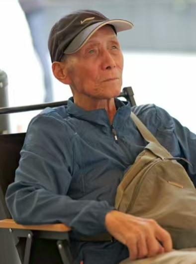 走失者照片 孝感市寻人：八旬老人走失，戴鸭舌帽...