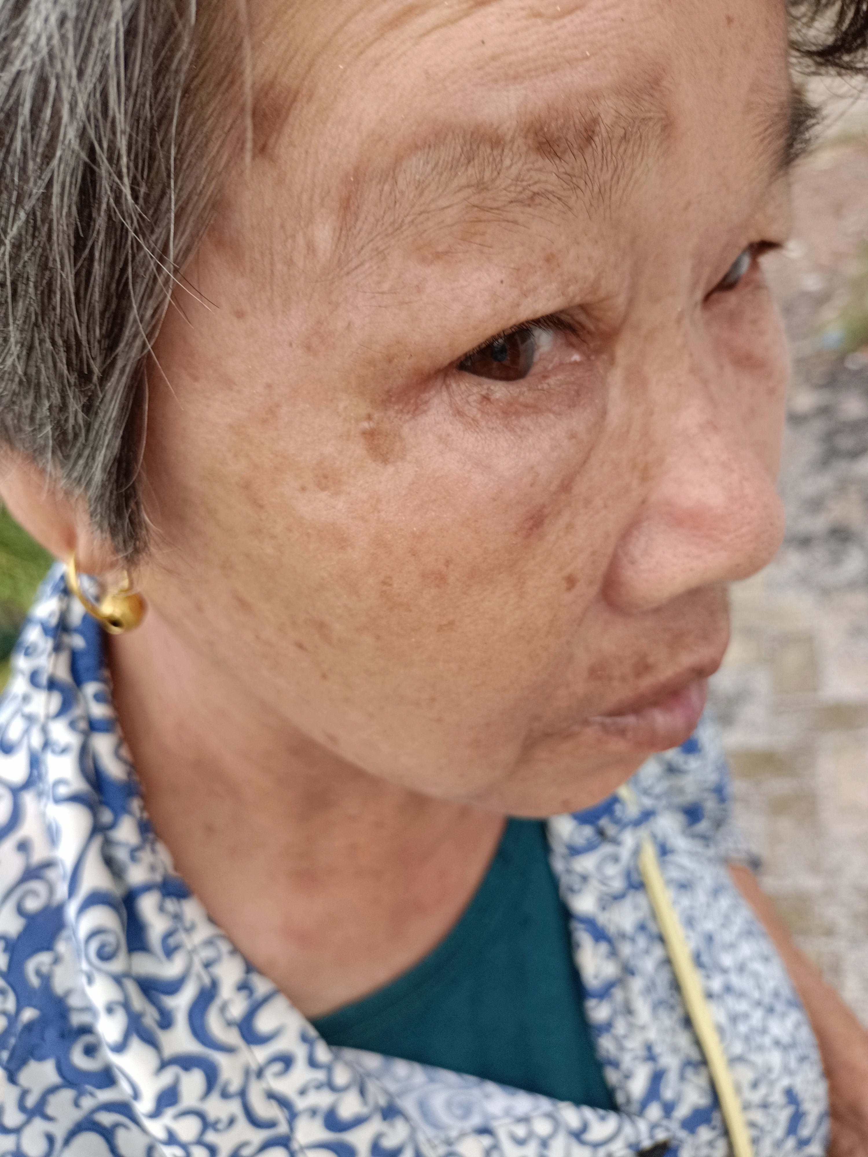 走失者照片 天津市寻人：六旬老太走失，穿浅蓝色...