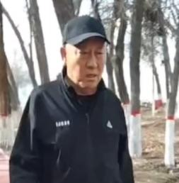 走失者照片 石河子市寻人：六旬老人走失，穿黑色...