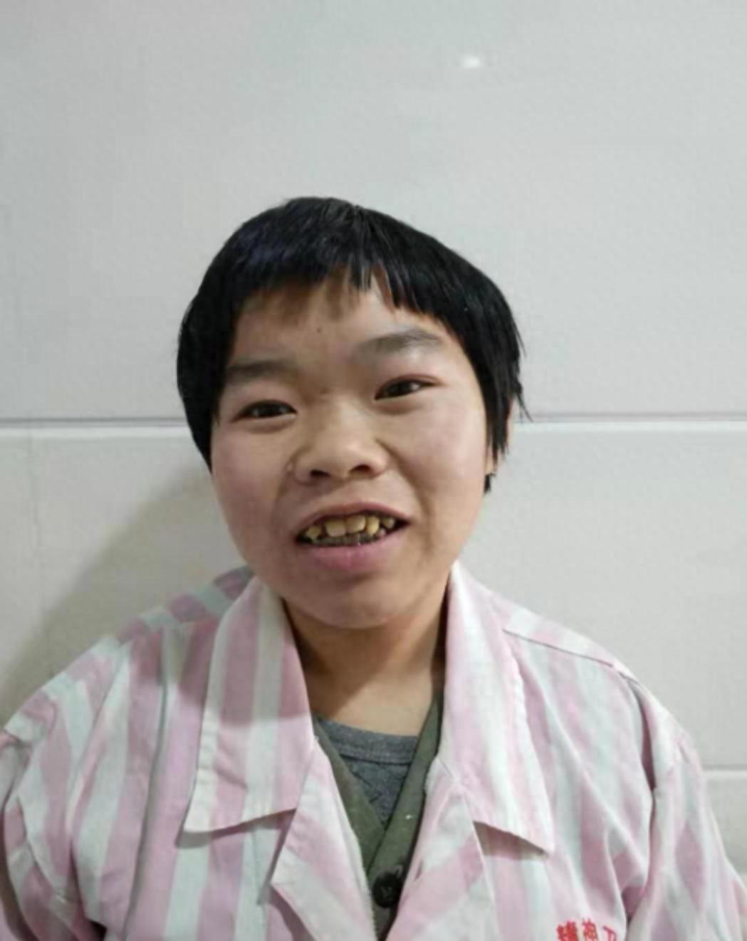 走失者照片 北京市寻亲：青年女子被救助，疑患智...