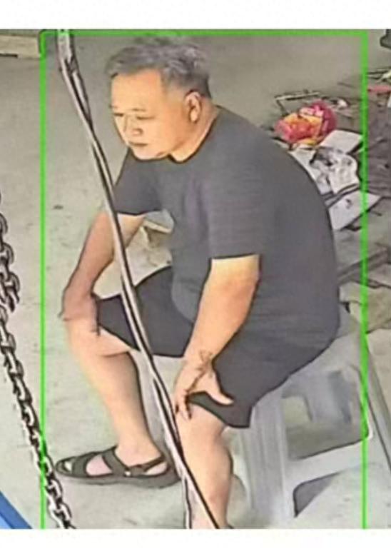 走失者照片 商丘市寻人：六旬老人走失，穿深蓝色...