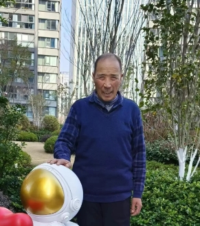 走失者照片 宿州市寻人：六旬老人走失，高1米7...