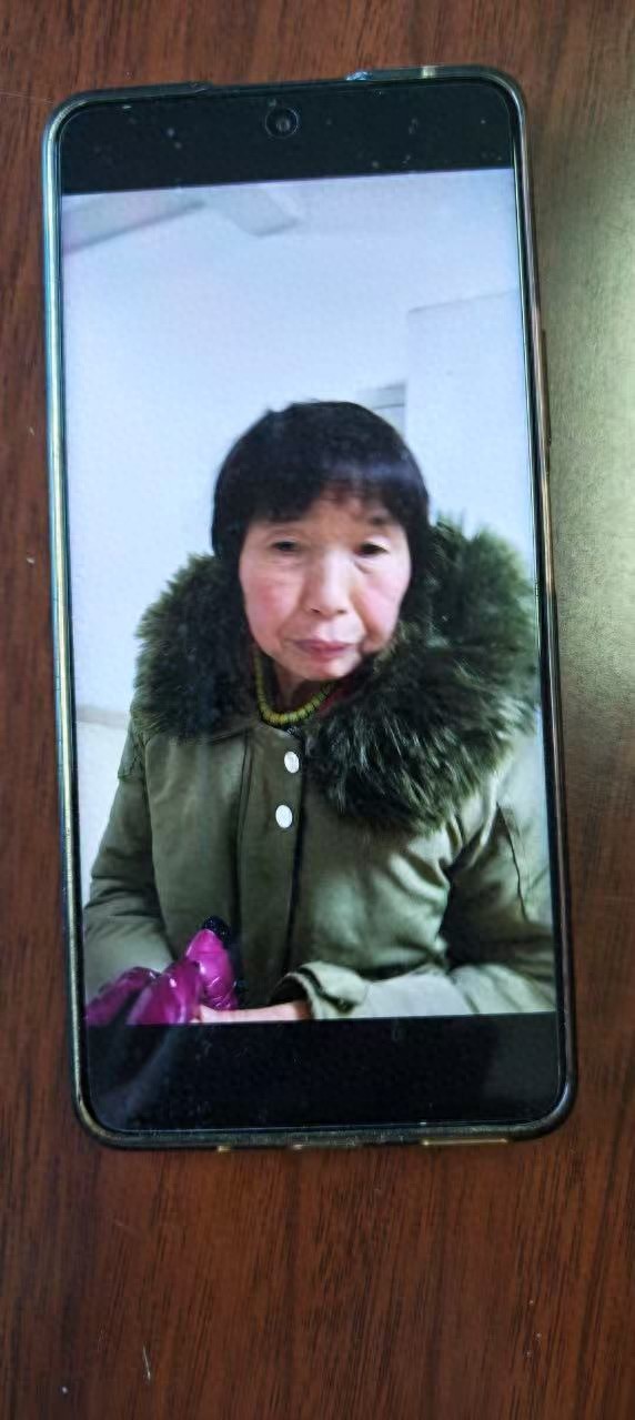 走失者照片 信阳市寻人：五旬女子走失，患精神障...