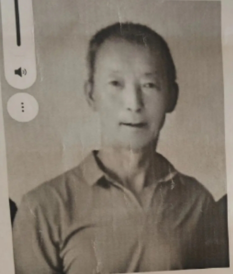 走失者照片 鹤岗市寻人：六旬老人走失，戴米色八...