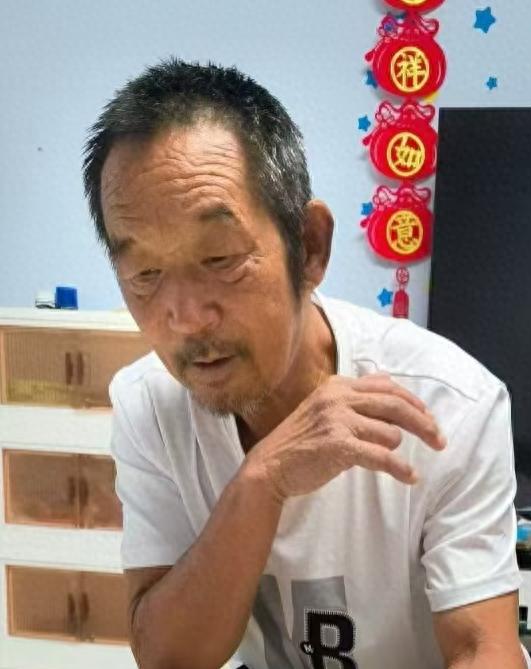 走失者照片 潍坊市高密市寻人：七旬老人走失，右...