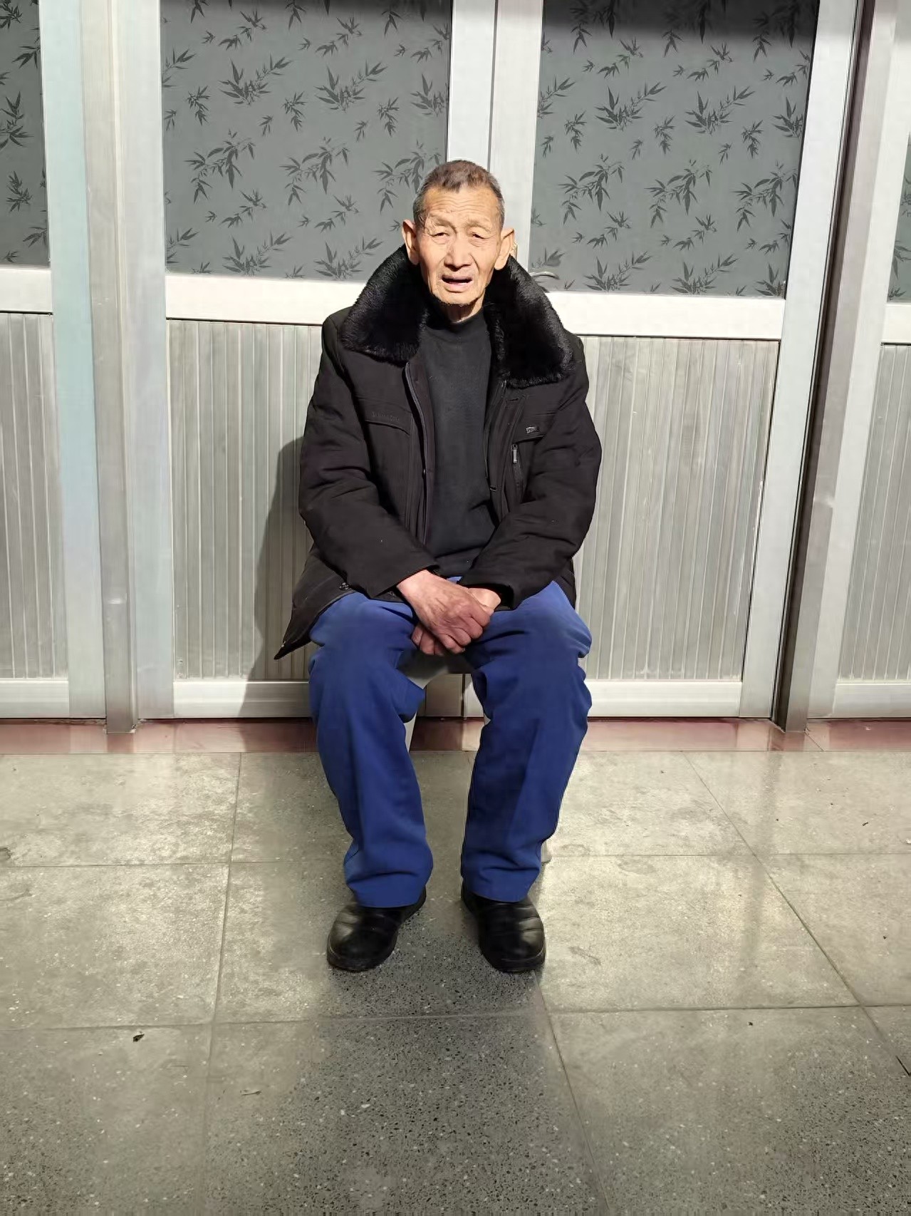 走失者照片 运城市寻人：七旬老人走失，穿藏蓝色...