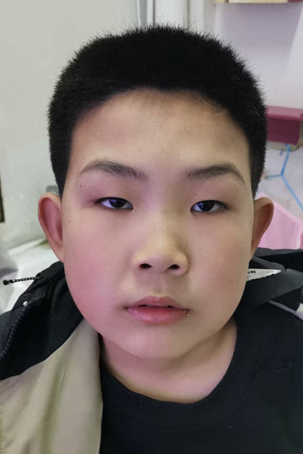 走失者照片 咸宁市赤壁市寻亲：13岁男孩被救助...