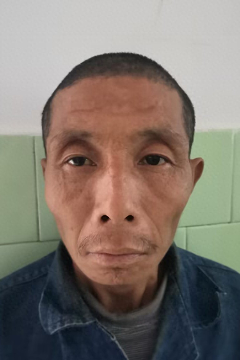 走失者照片 永州市寻亲：六旬老人被救助，穿蓝色...