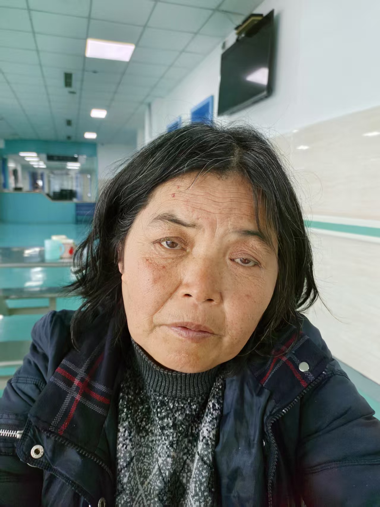 走失者照片 成都市邛崃市寻亲：五旬女子被救助，...