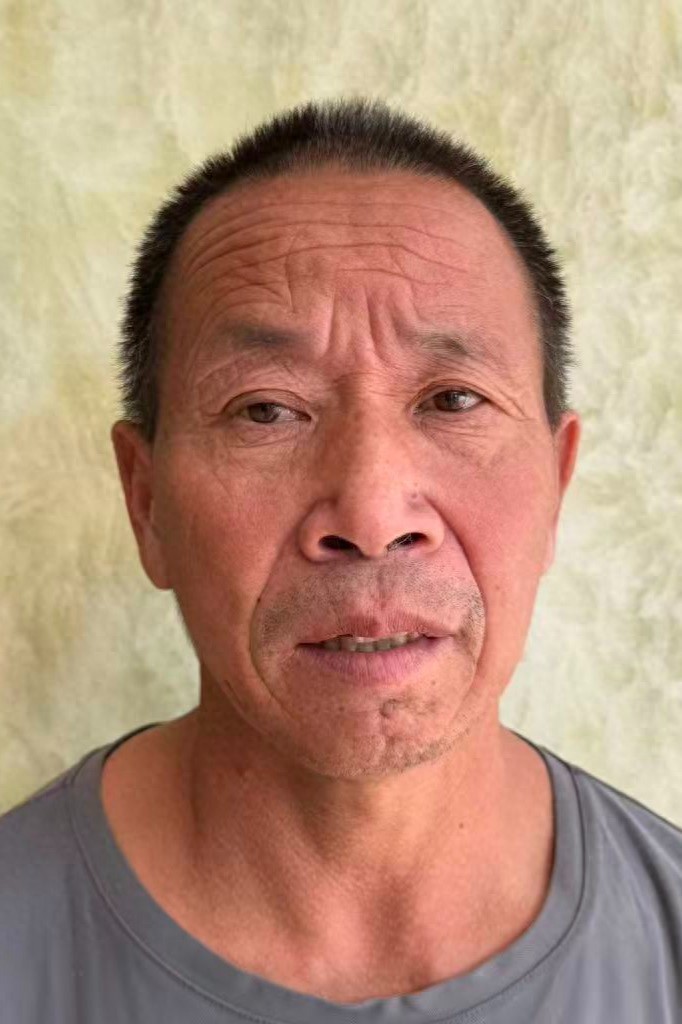 走失者照片 南阳市寻亲：中年男子被救助，高1米...