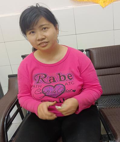 走失者照片 达州市寻亲：青年女子被救助，穿红色...
