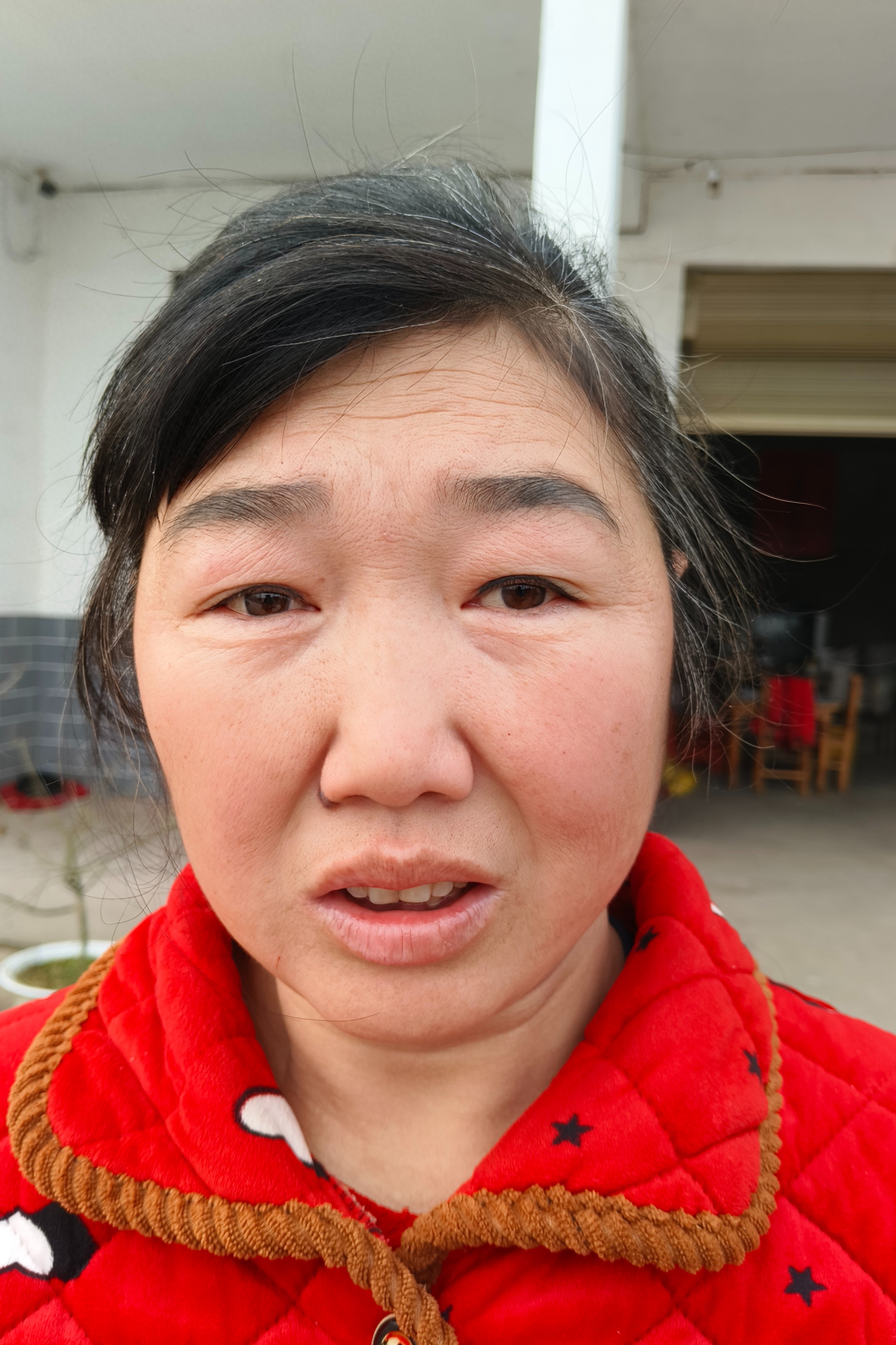 走失者照片 重庆市寻亲：五旬女子被救助，自述叫...