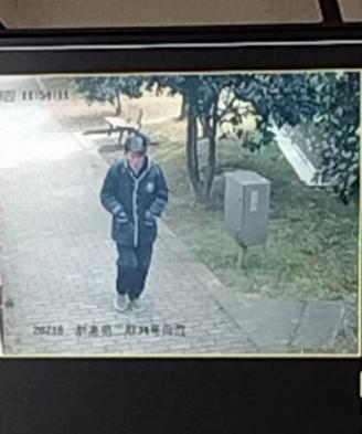 走失者照片 上海市寻人：八旬老人走失，戴黑色皮...