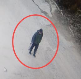 走失者照片 鞍山市寻人：六旬老人走失，穿墨绿色...