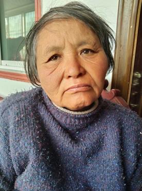 走失者照片 驻马店市寻亲：六旬老太被救助，穿蓝...