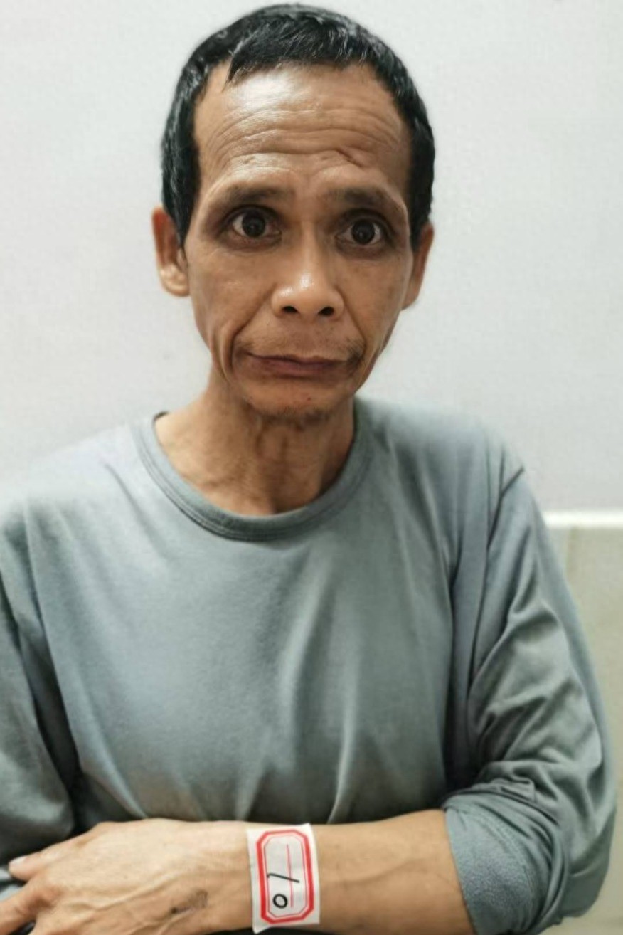 走失者照片 玉林市寻亲：中年男子被救助，穿浅灰...