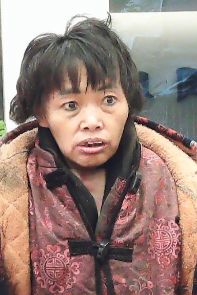 走失者照片 宜宾市寻亲：五旬女子被救助，自述叫...
