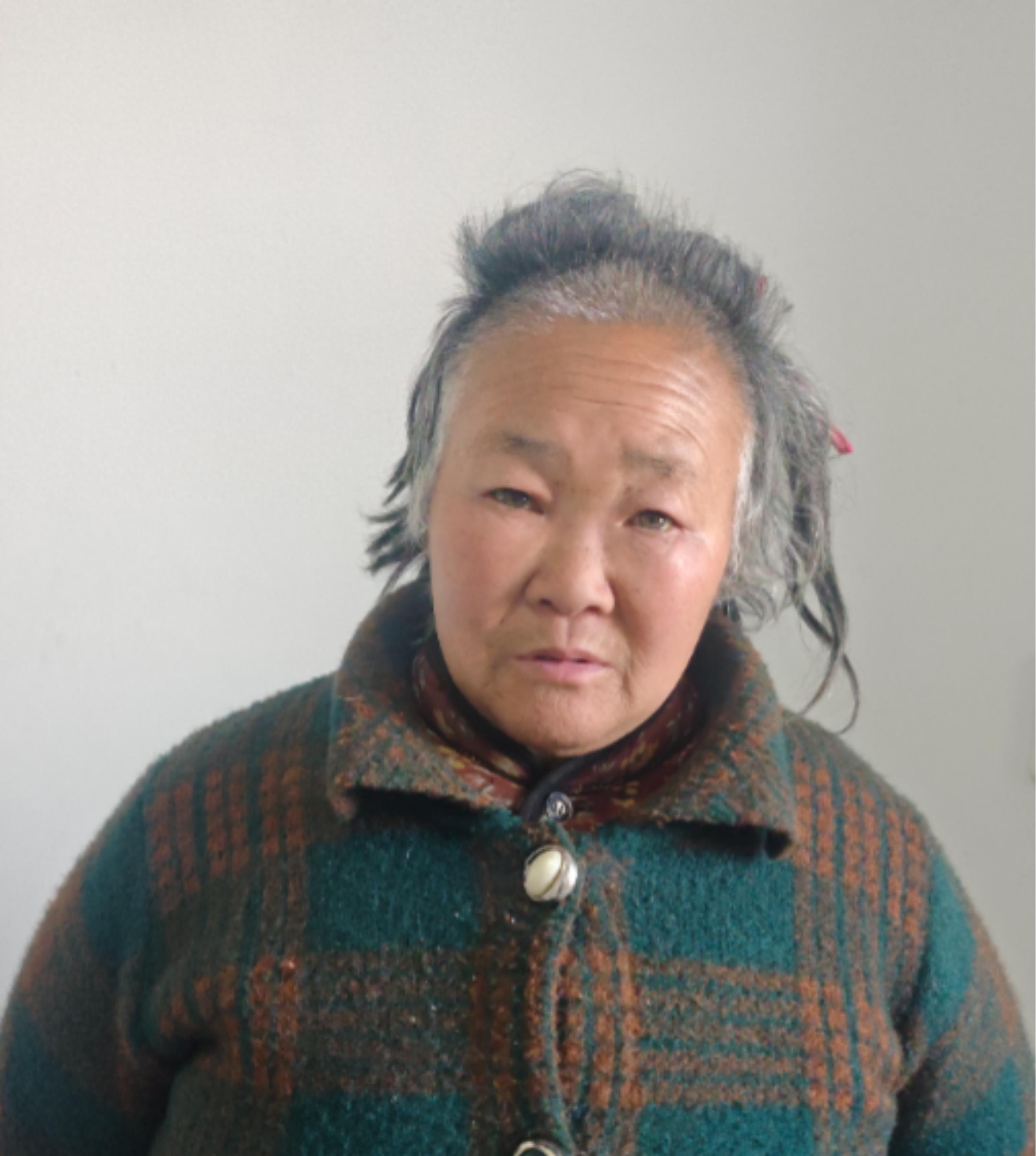 走失者照片 石家庄市寻亲：五旬女子被救助，穿绿...