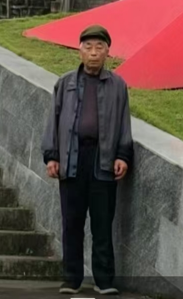 走失者照片 广元市寻人：八旬老人走失，穿土黄色...