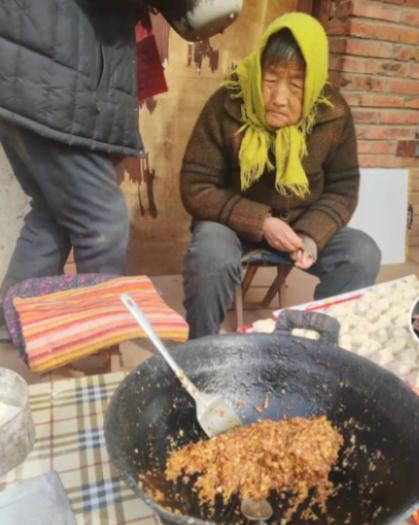 走失者照片 邯郸市寻人：七旬老太走失，高1米5...