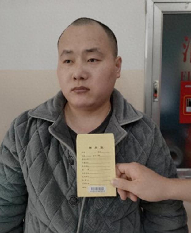 走失者照片 台州市寻亲：青年男子被救助，疑患精...