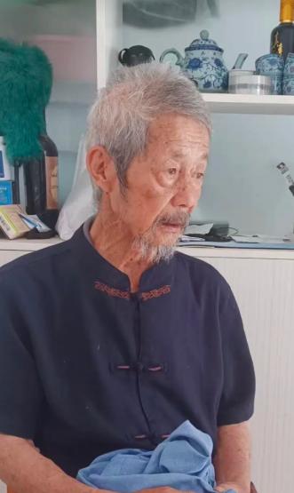 走失者照片 信阳市寻人：八旬老人走失，患小脑萎...